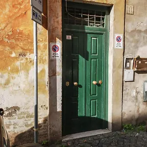 Flatinrome Trastevere Deluxe - Patio Rome