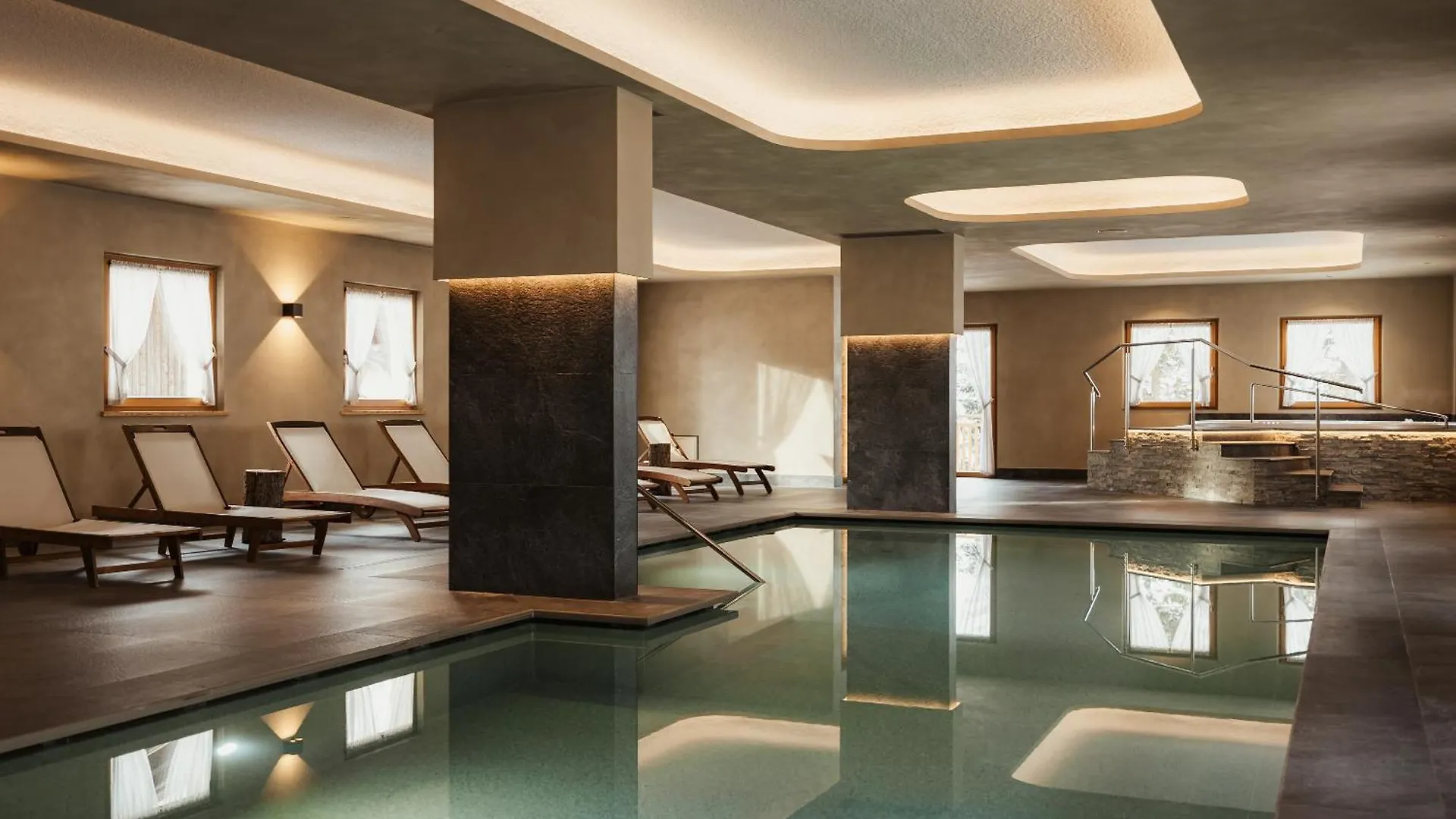 Hotel Monte Cherz contacts